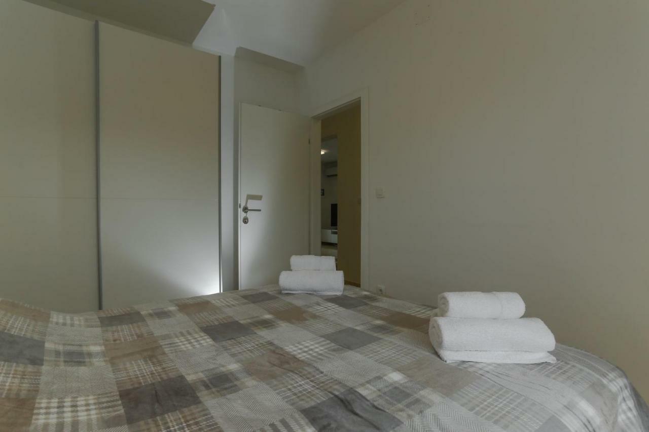 Amazing Luxury 4Star Apartment Laura Supetar Exterior photo